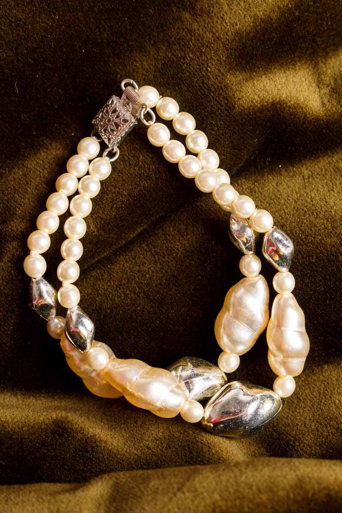 Perlenarmband mit silber