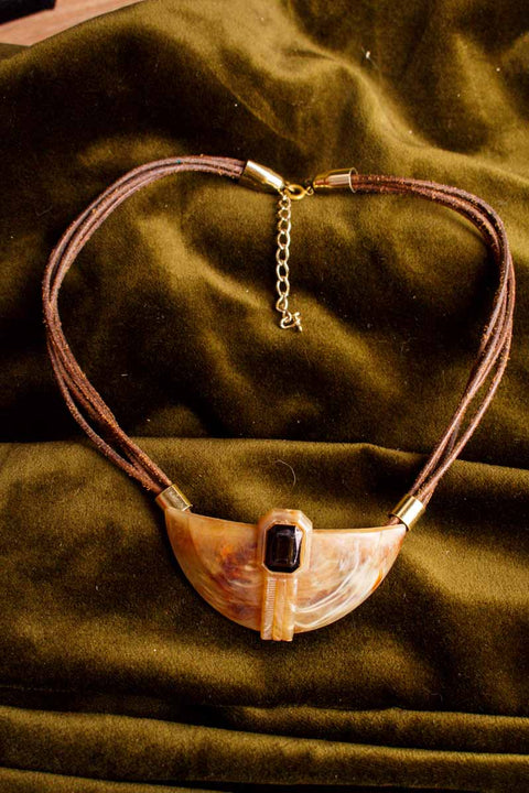 80s Boho Ledercollier Hornlook