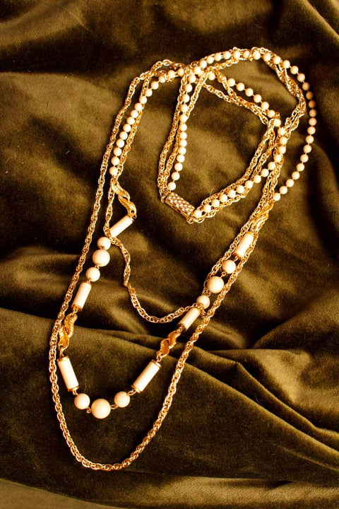 goldene Kette mit Perlen 3-reihig