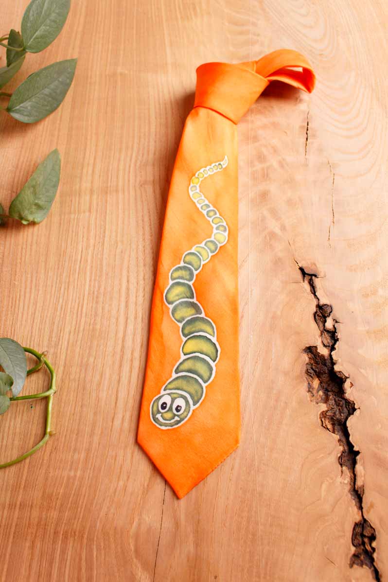 Damen Krawatte orange Seide Raupe