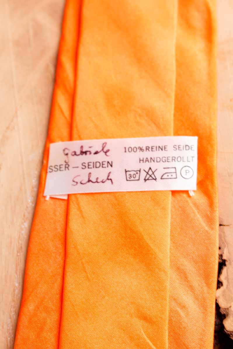 Damen Krawatte orange Seide Raupe