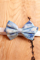 Seiden Fliege weiß blau Batik