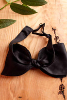 große Satin Fliege schwarz