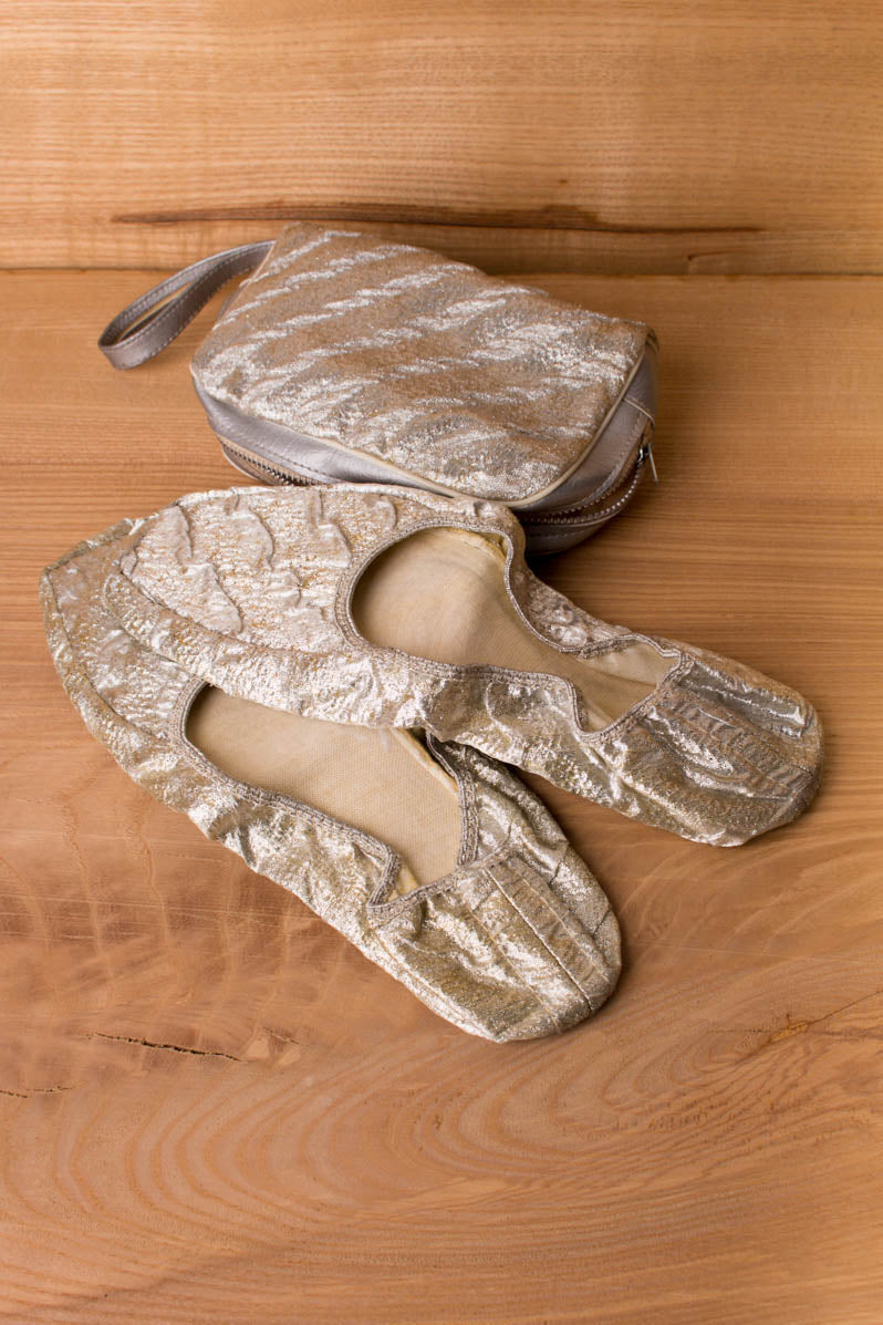silber Tanzschuhe in Tasche