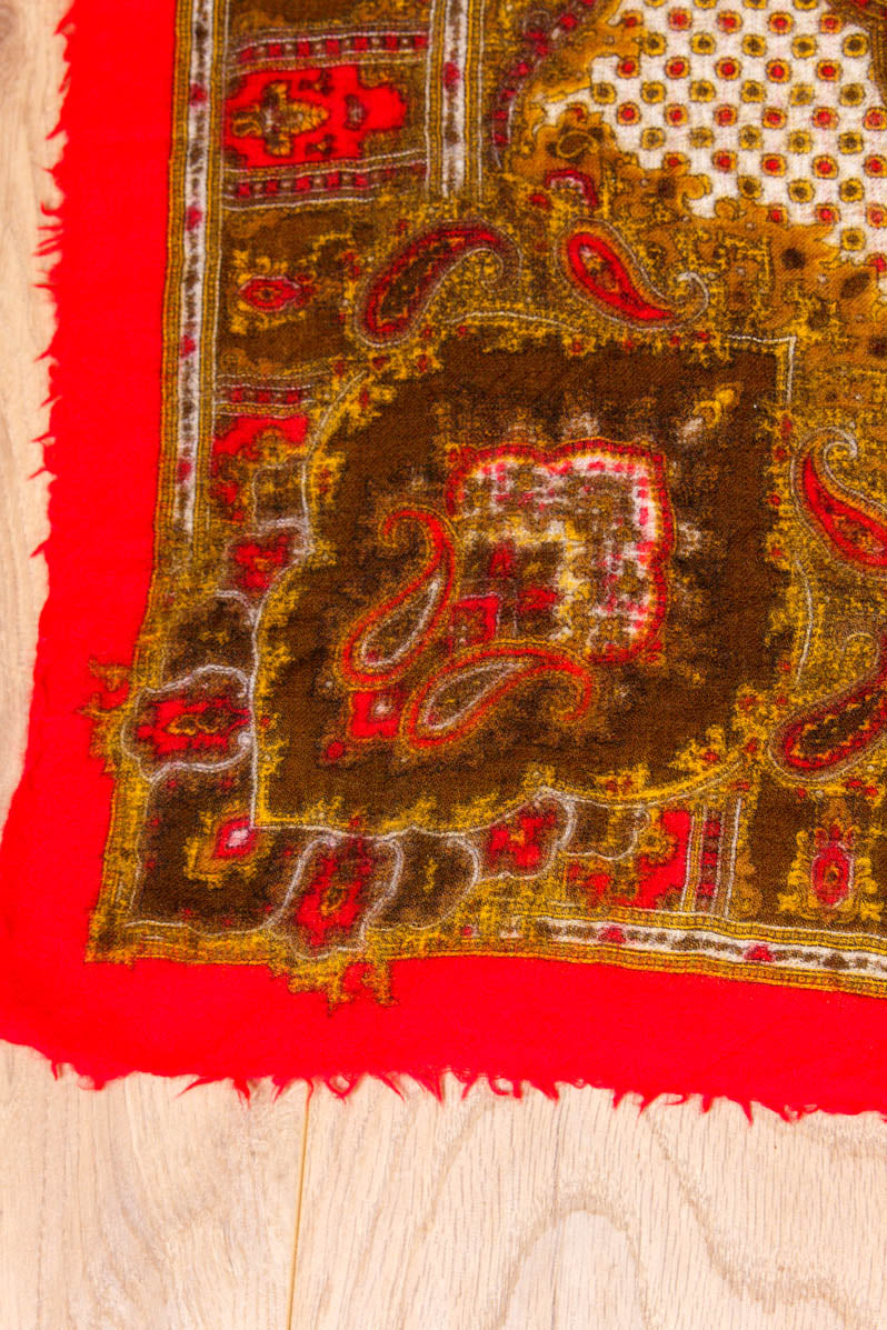 Schaltuch rot Wolle Muster