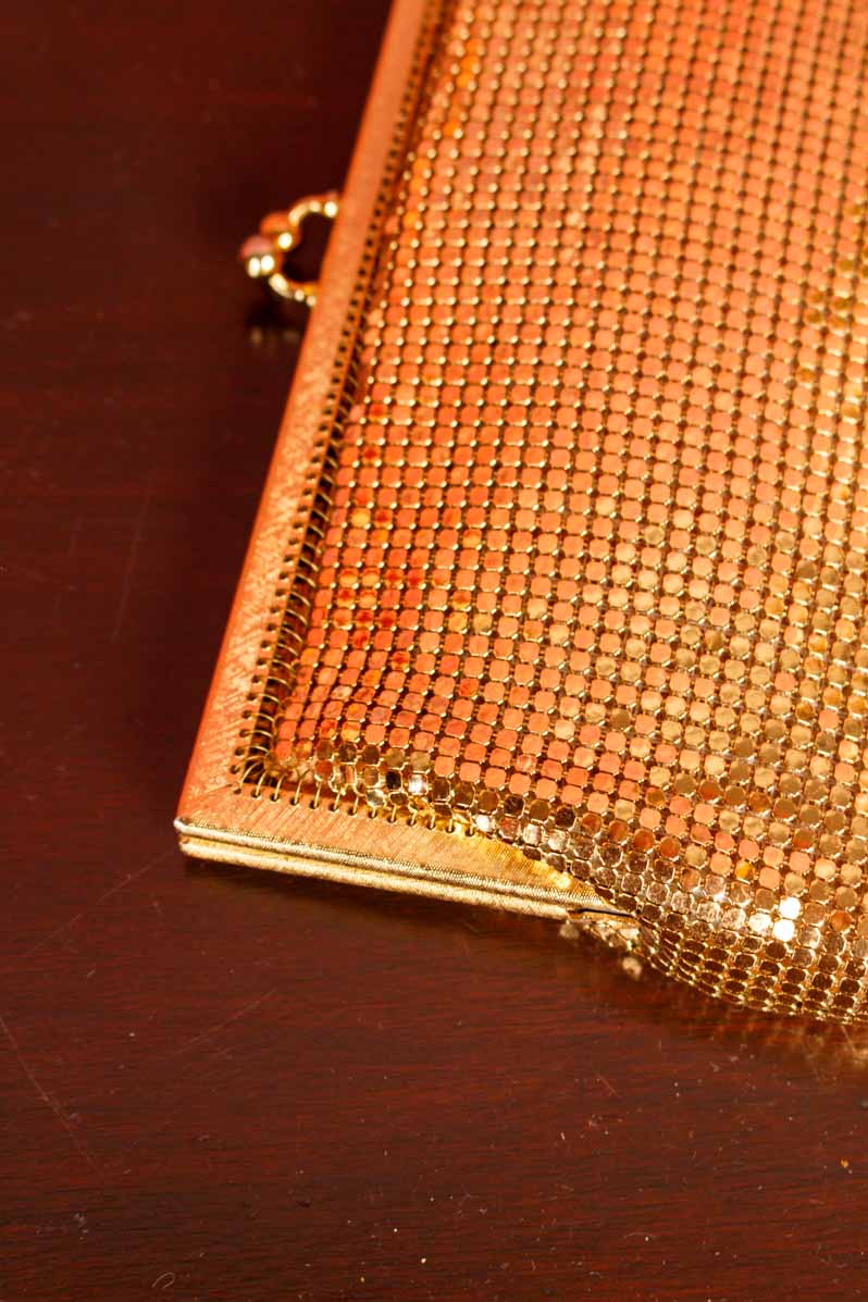 70er Metall Handtasche Gold