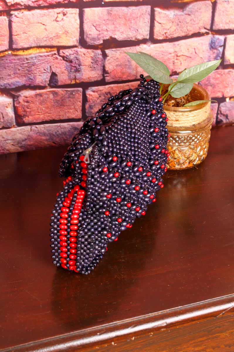 Perlen Handtasche schwarz rot