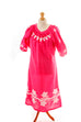 Boho-Kleid pink weiß bestickt