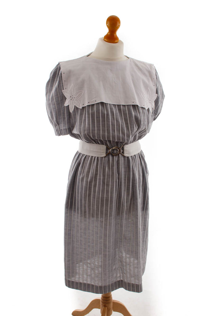 80er Vintage Kleid grau Streifen Default Title 80er Boho Disco Frau grau S 36-38 Sekretärin vintageberlin.de