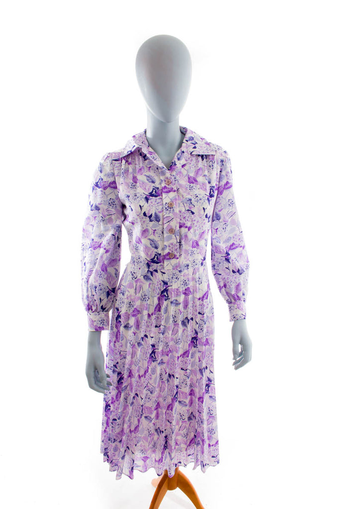 70er Kleid lila Blumen Plissee