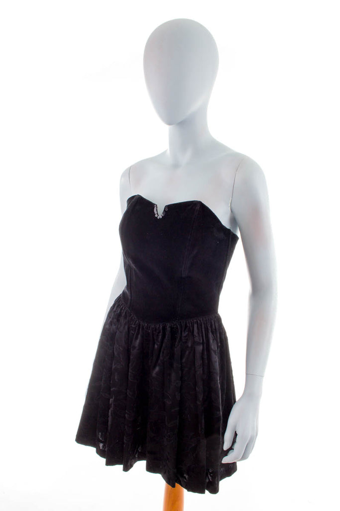 Sexy Cocktailkleid schwarz samt