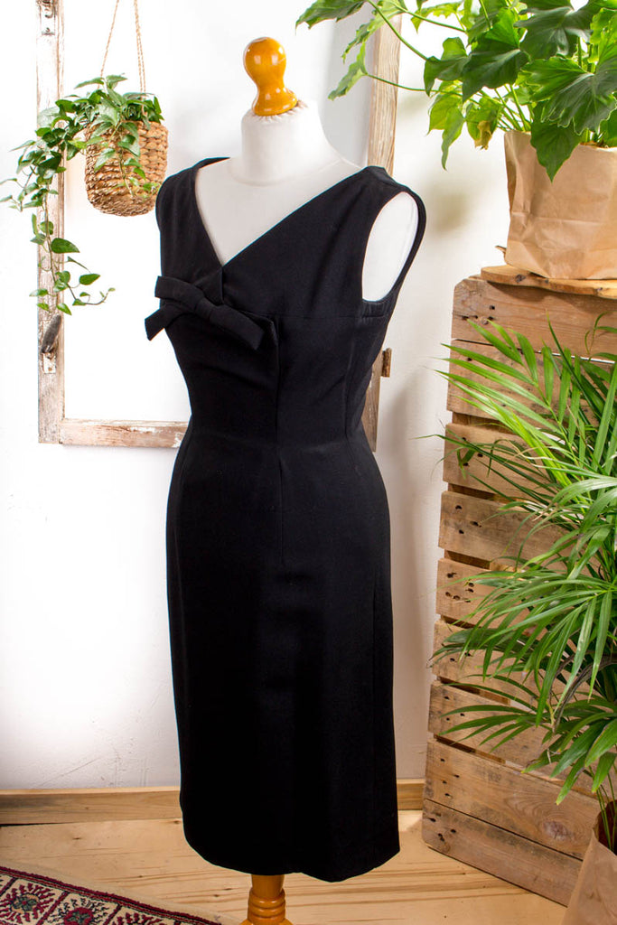 Sexy Etuikleid schwarz Wolle Default Title 50er 60er Abendmode Frau Rockabilly S 36-38 schwarz Sekretärin Special vintageberlin.de