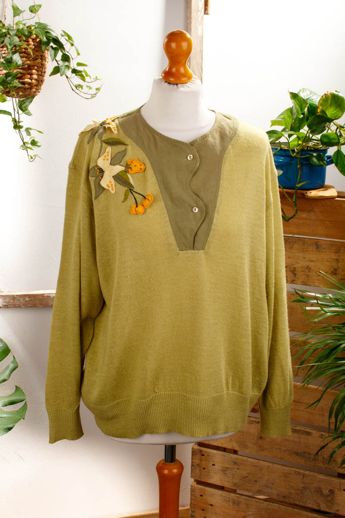 Leinenpulli mit Blumen Default Title 90er Frau grün L 44-46 Sekretärin vintageberlin.de