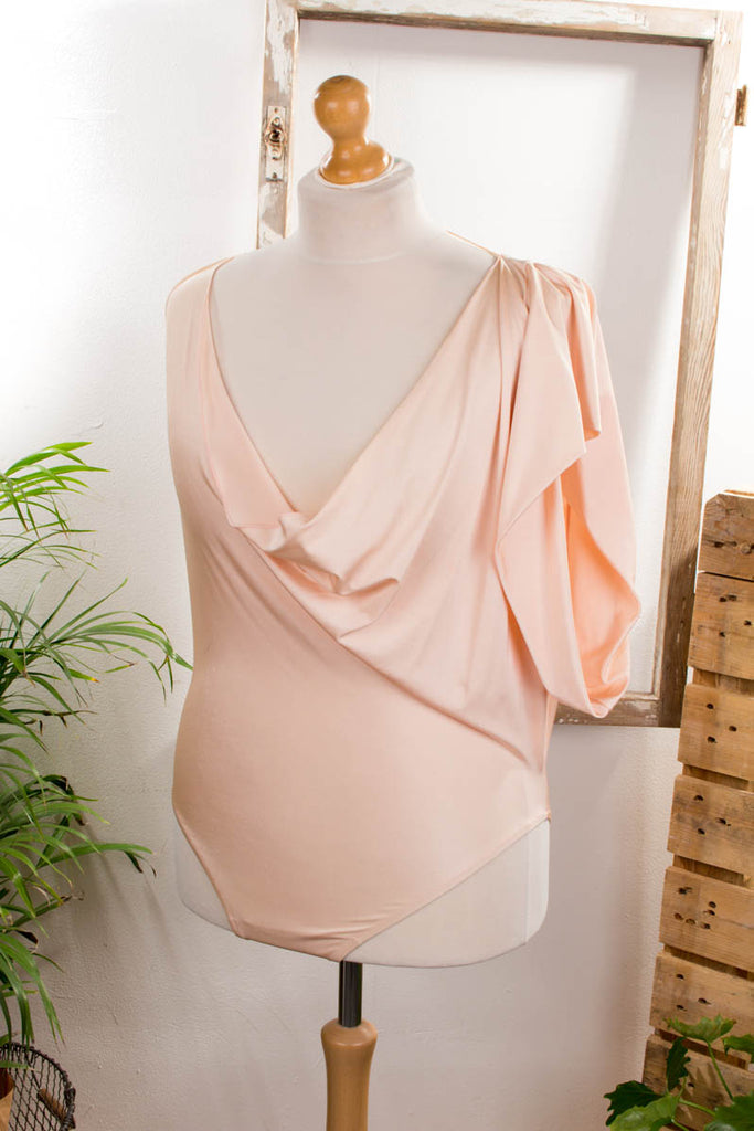 asymmetrischer Body apricot Default Title 90er beige Designer Frau L 44-46 M 40-42 rosa Special vintageberlin.de