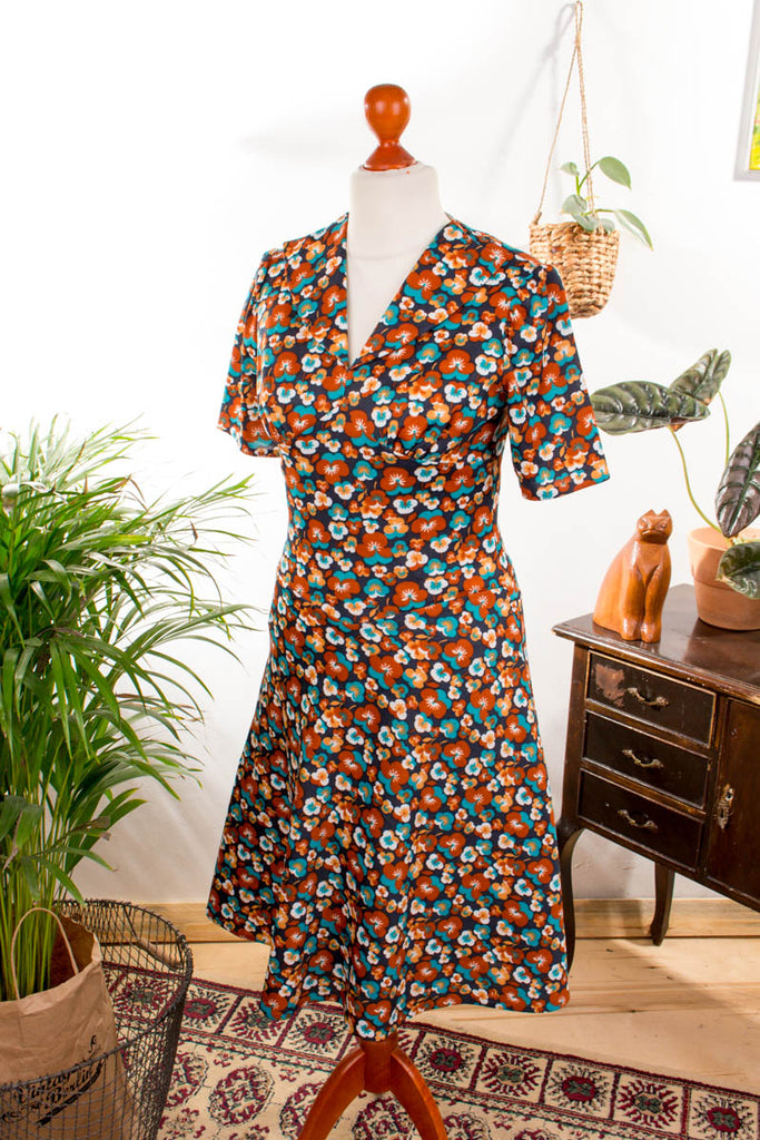 Sommerkleid bunt Veilchen