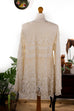 Spitzenbluse Tunika creme 70er beige Boho Frau Hippie M 40-42 Schlager Special weiß vintageberlin.de