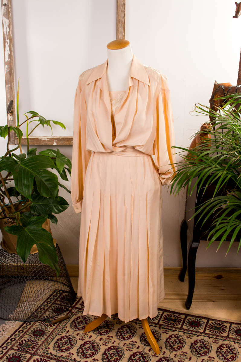 M. Francesio Seidenkleid beige + Jacke