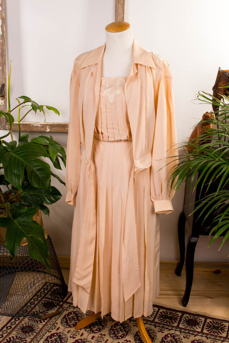 M. Francesio Seidenkleid beige + Jacke