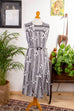 Vintage Kleid schwarz weiß Streifen Default Title 70er Disco Frau grau Rockabilly S 36-38 schwarz Sekretärin vintageberlin.de