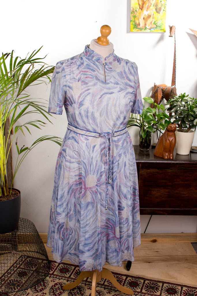 Sommerkleid flieder Stehkragen Default Title 60er 70er Boho bunt Frau L 44-46 lila real-rockabilly Rockabilly rosa Schlager Sekretärin Special vintageberlin.de