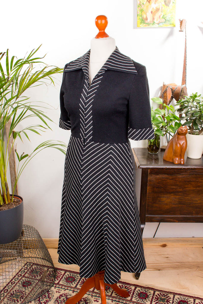 70s Strick Winterkleid Default Title 70er Frau Gothic M 40-42 Rockabilly Schlager schwarz Special vintageberlin.de