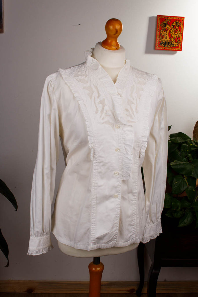 aus und 90er-Jahre! Stehkragen, Bluse weißem Rüschen durchbrochener leicht mit Original dramatische oder tailliert. Baumwollstoff Knopfleiste, Spitze, 80er-