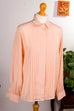 elegante Bluse apricot Falten Default Title 90er Boho Frau M 40-42 orange Rockabilly rosa Sekretärin vintageberlin.de