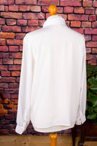 weiße Faltenbluse elegant