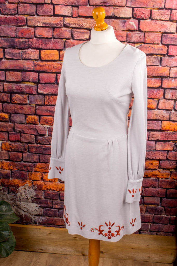 60s Minikleid hellgrau bestickt