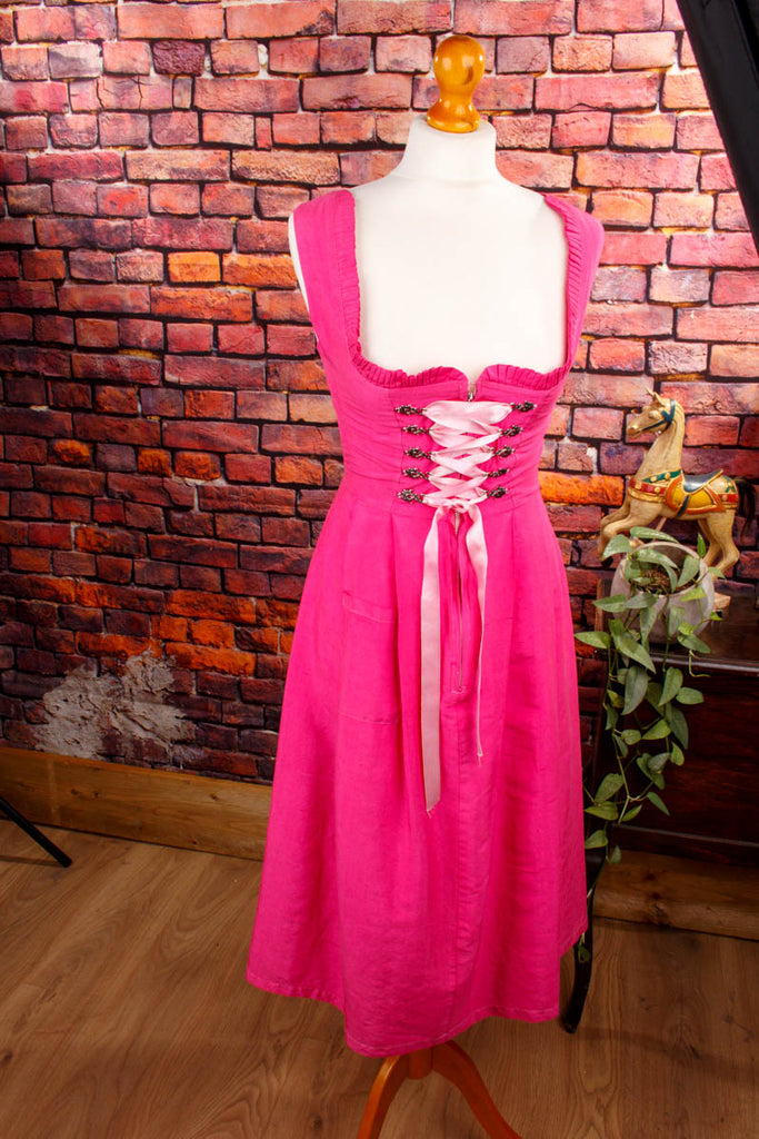 Mieder Dirndl pink Seide Default Title Dirndl Frau pink Rockabilly S 36-38 Special XS 32-34 vintageberlin.de
