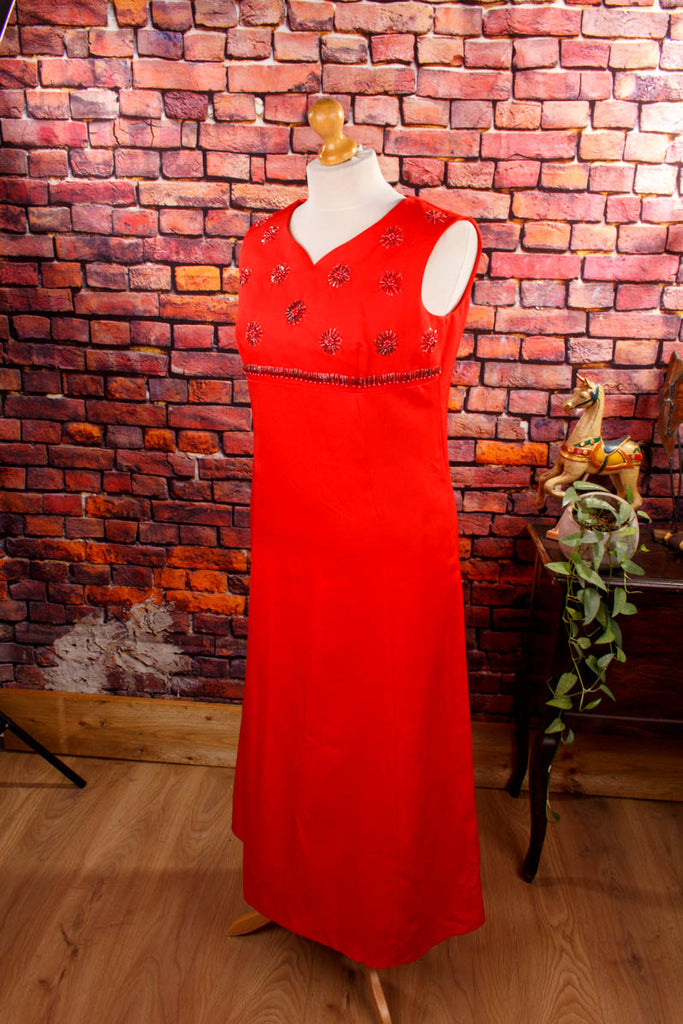 Vintage Abendkleid rot bestickt