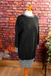 80er Pulloverkleid schwarz Ringel