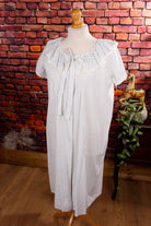 Vintage Nachtkleid weiß blau Punkte