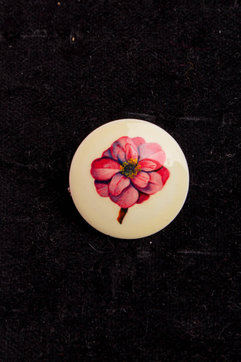 Vintage Brosche rund Zinnie Blume