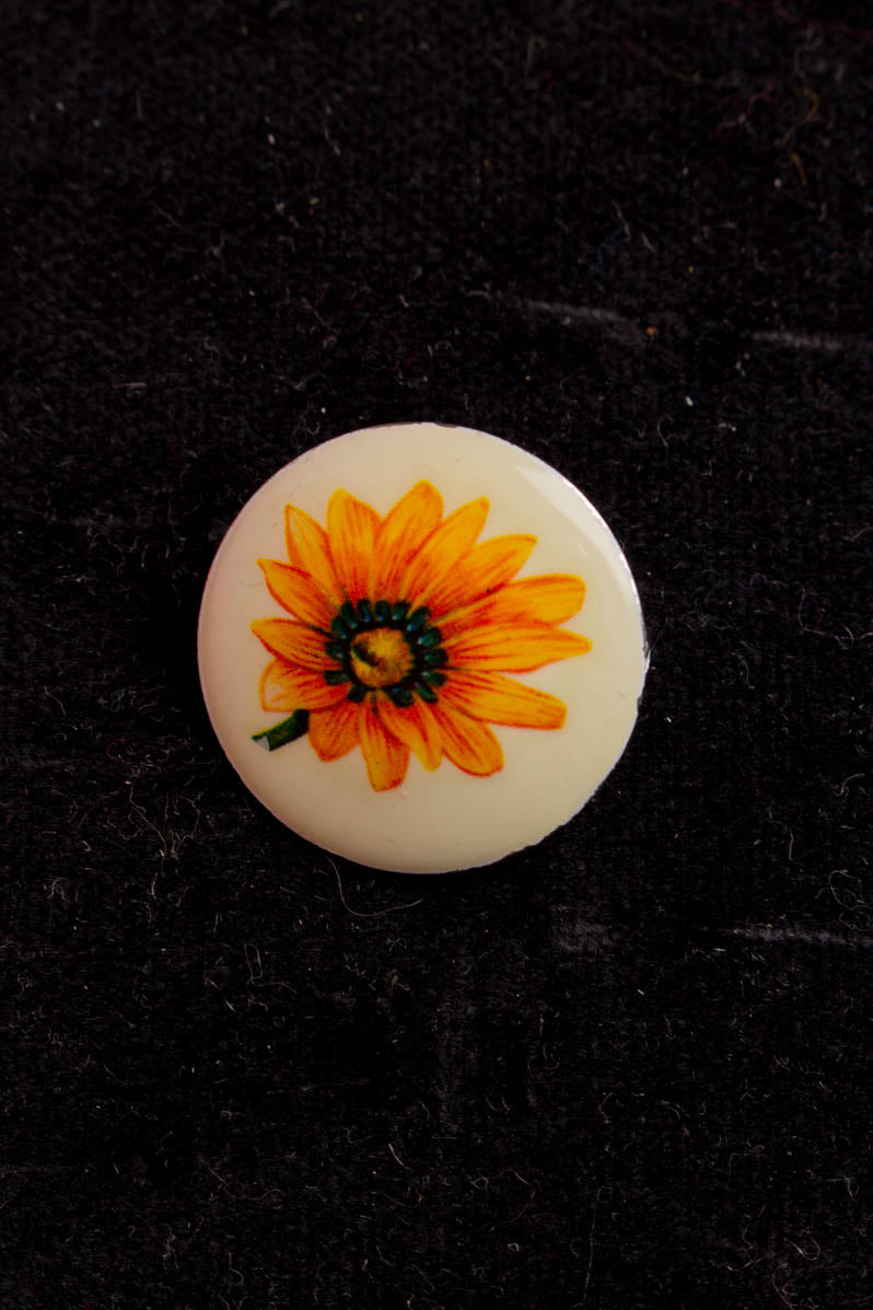 Vintage Brosche rund Sonnenhut Blume