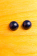 Vintage Ohr Clips blau Holz Default Title 70er 80er 90er Accessoires blau Boho Disco Ohrschmuck Rockabilly Schmuck Sekretärin vintageberlin.de
