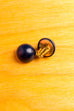 Vintage Ohr Clips blau Holz 70er 80er 90er Accessoires blau Boho Disco Ohrschmuck Rockabilly Schmuck Sekretärin vintageberlin.de