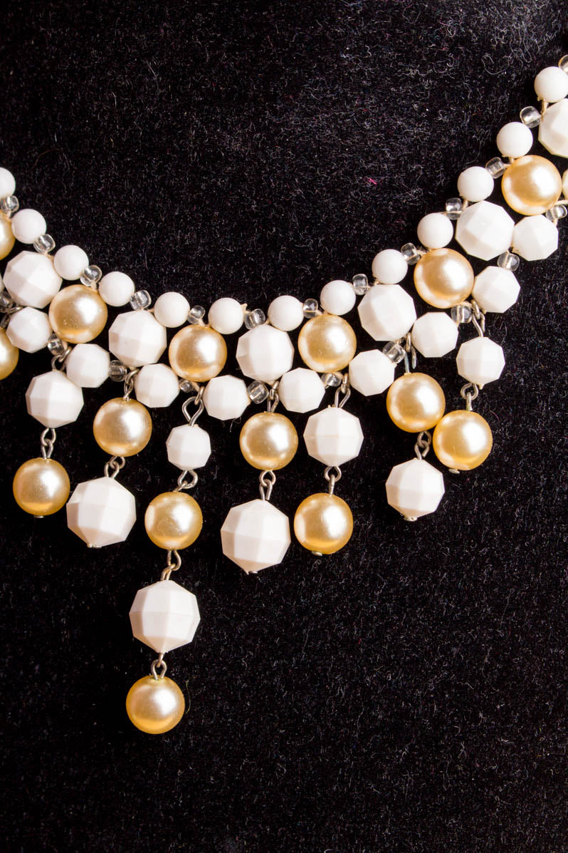 Vintage Collier weiß Perlen