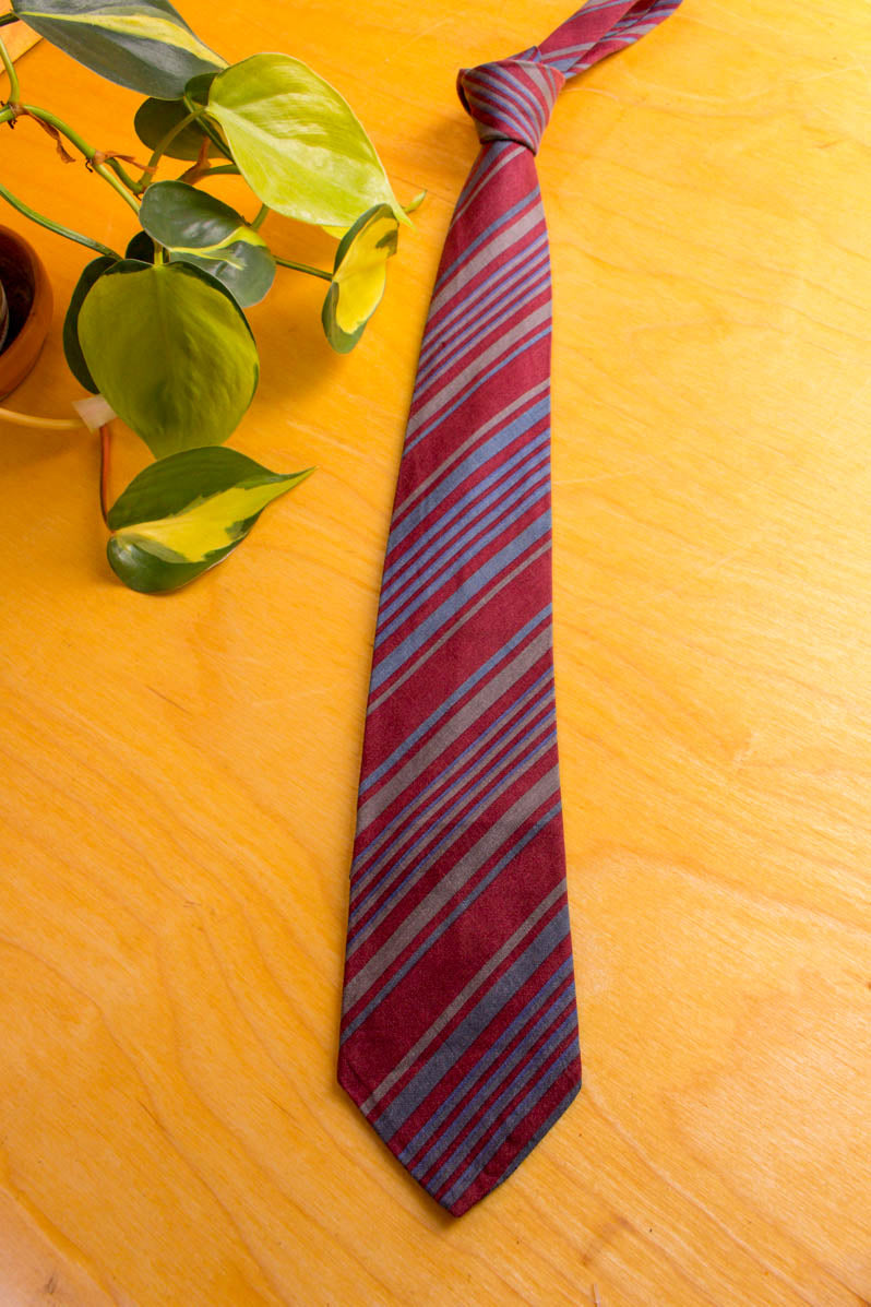 Seiden Krawatte rot grau Streifen