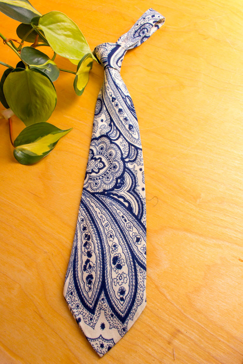 60s Krawatte blau weiß Paisley