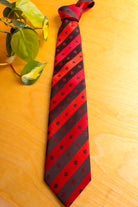Schlips rot braun Streifen