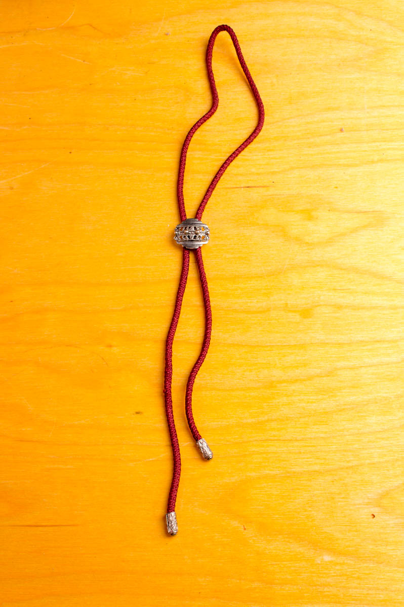 Vintage Bolo Tie weinrot