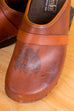 Vintage Holz Clogs Leder 60er 70er Boho braun Disco Frau Hippie Rockabilly Schlager Schuhe Special vintageberlin.de